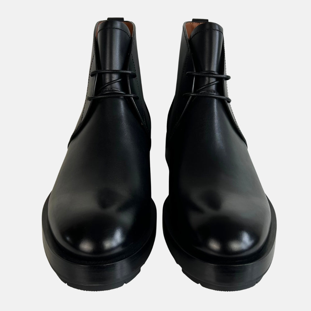 Black Ankle Boots made of Leather (EU 44)