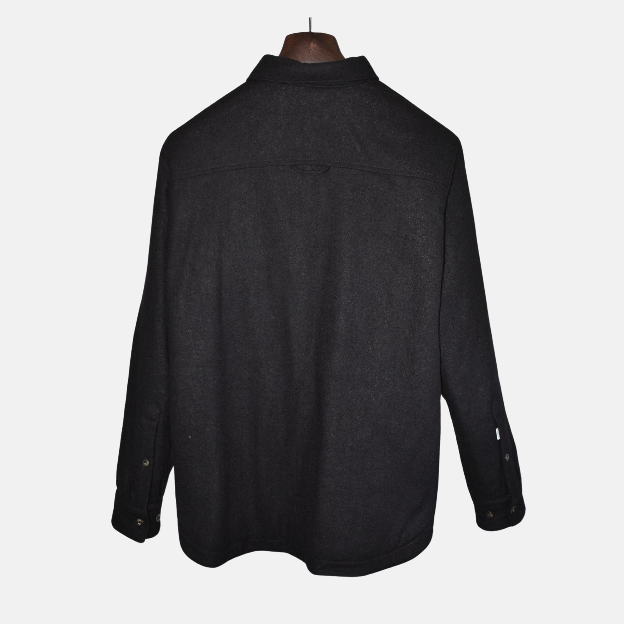 Black Overshit made of Virgin Wool (M)