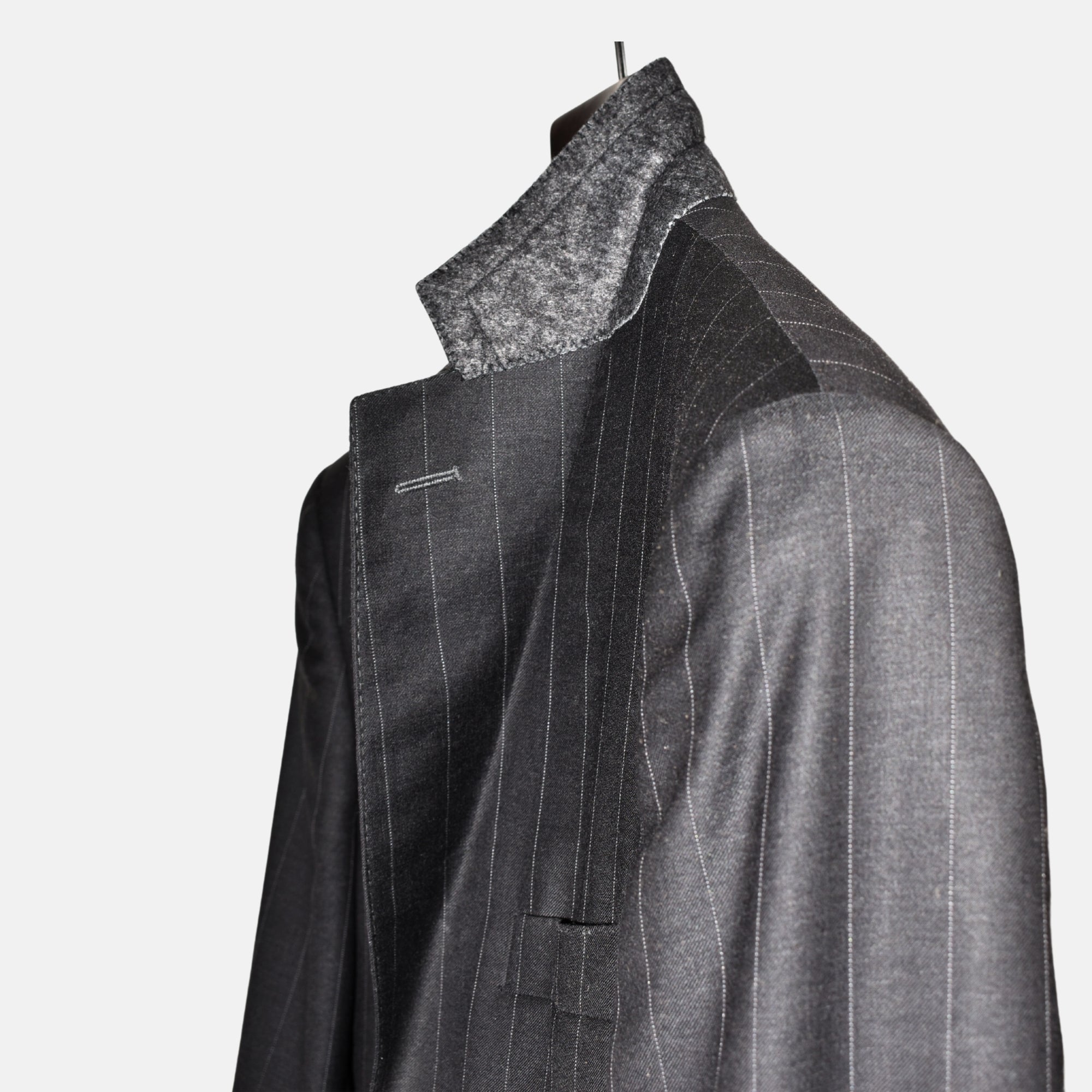 Charcoal Striped Suit made of Wool (EU 48)