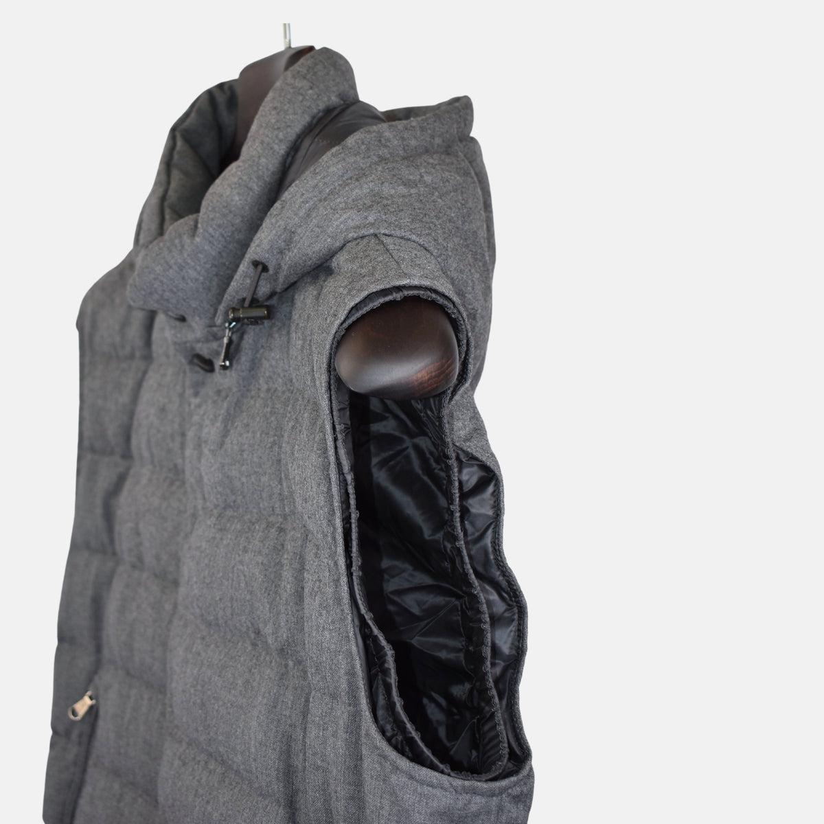 Gray Vest made of Wool (M)