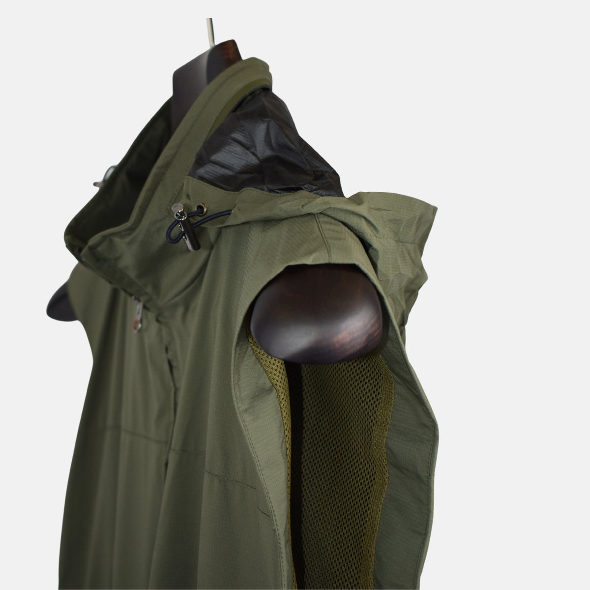 Khaki Sport Vest made of Polyamide (EU 52)