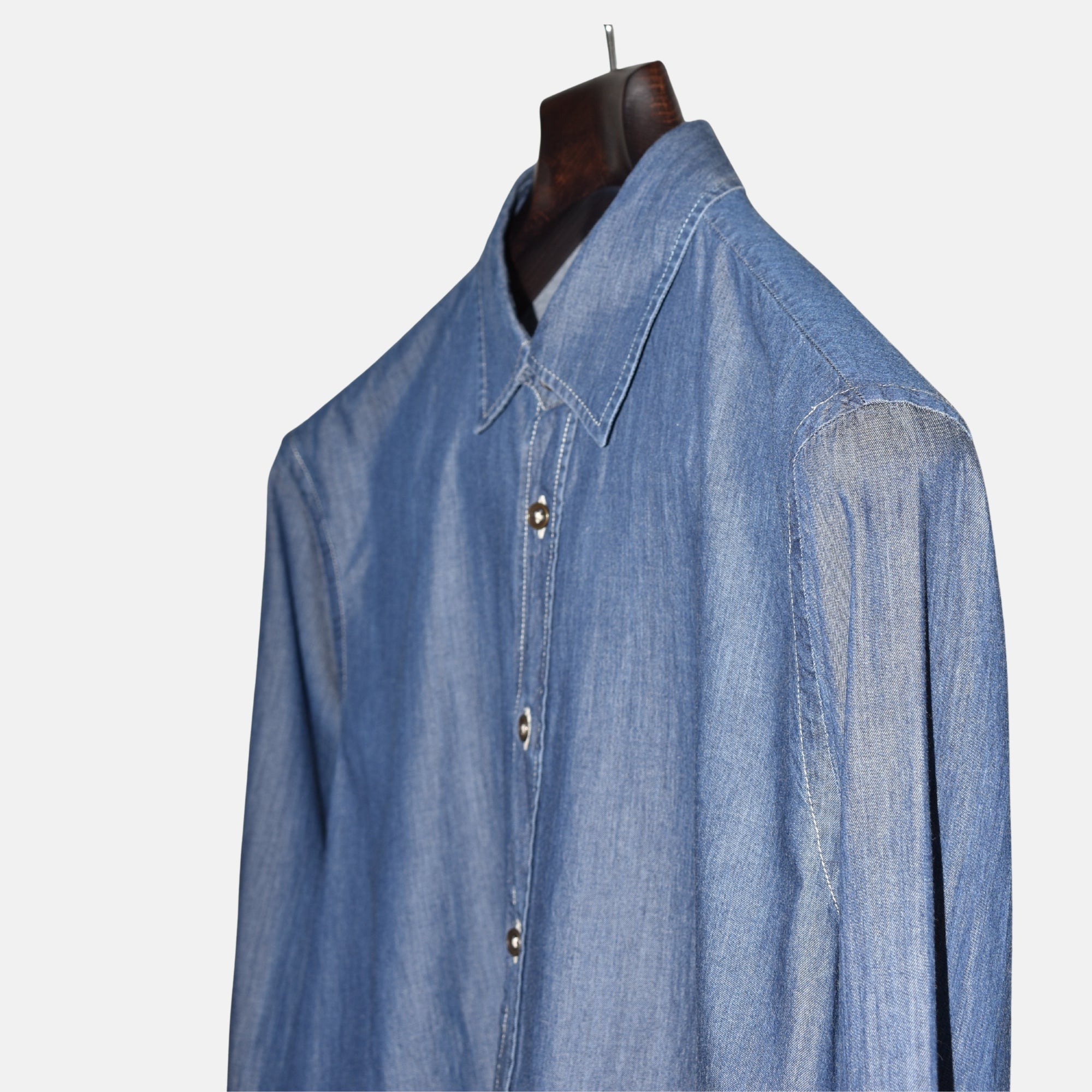 Blue Denim Shirt made of Cotton (L)