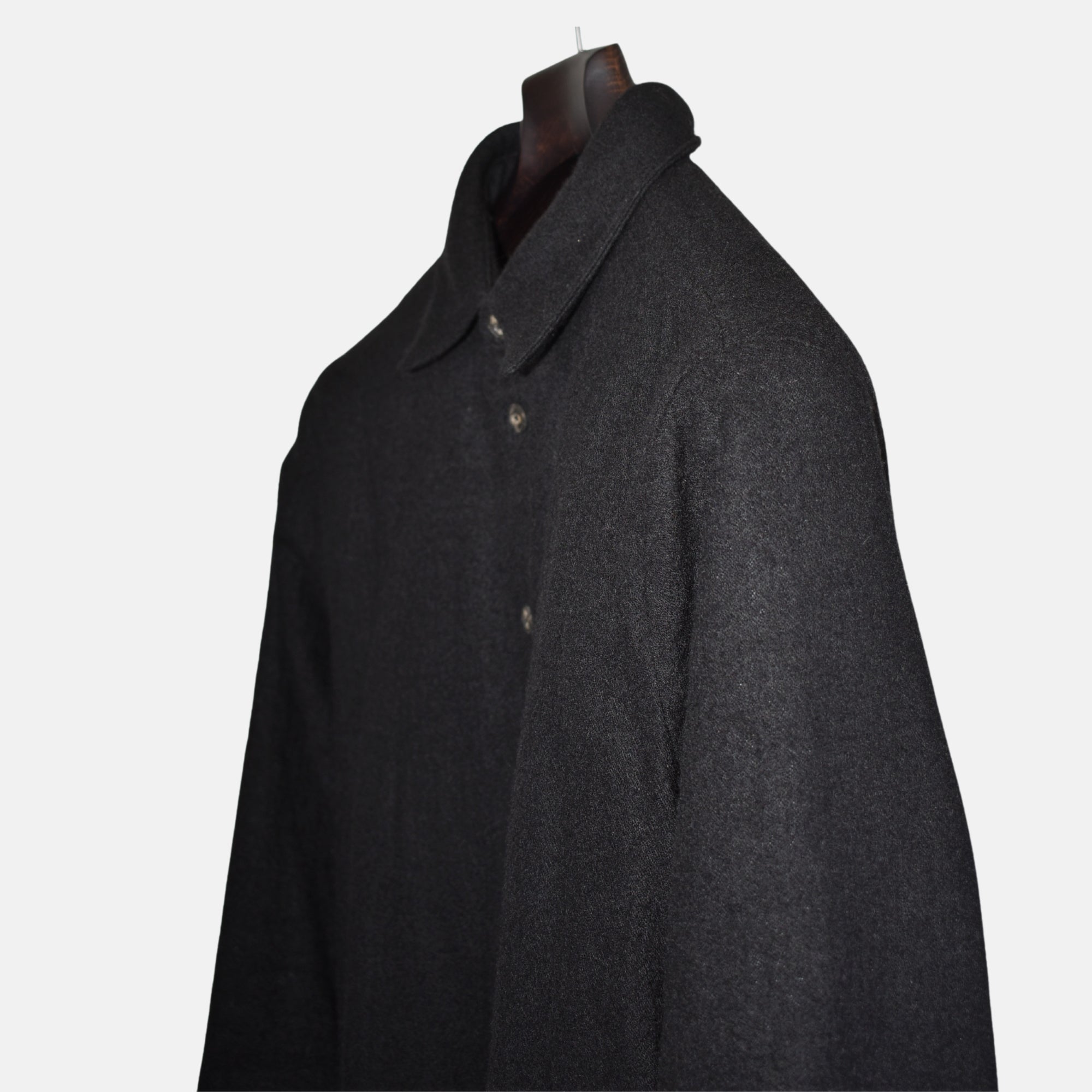 Black Overshit made of Virgin Wool (M)