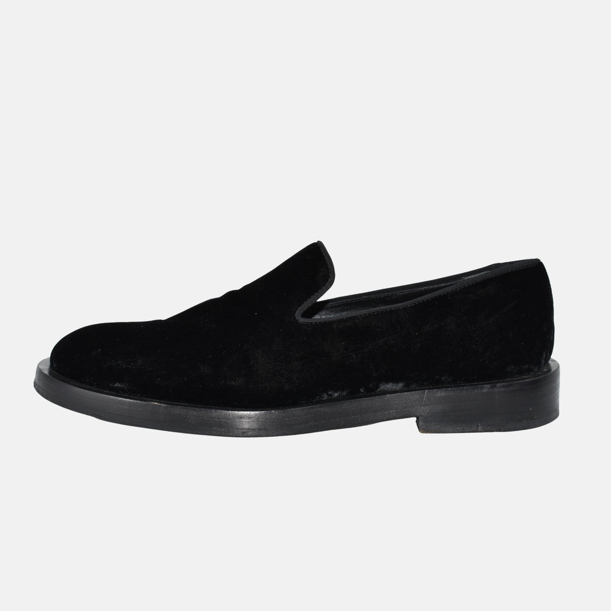 Black Shoes made of Velvet (EU 43)