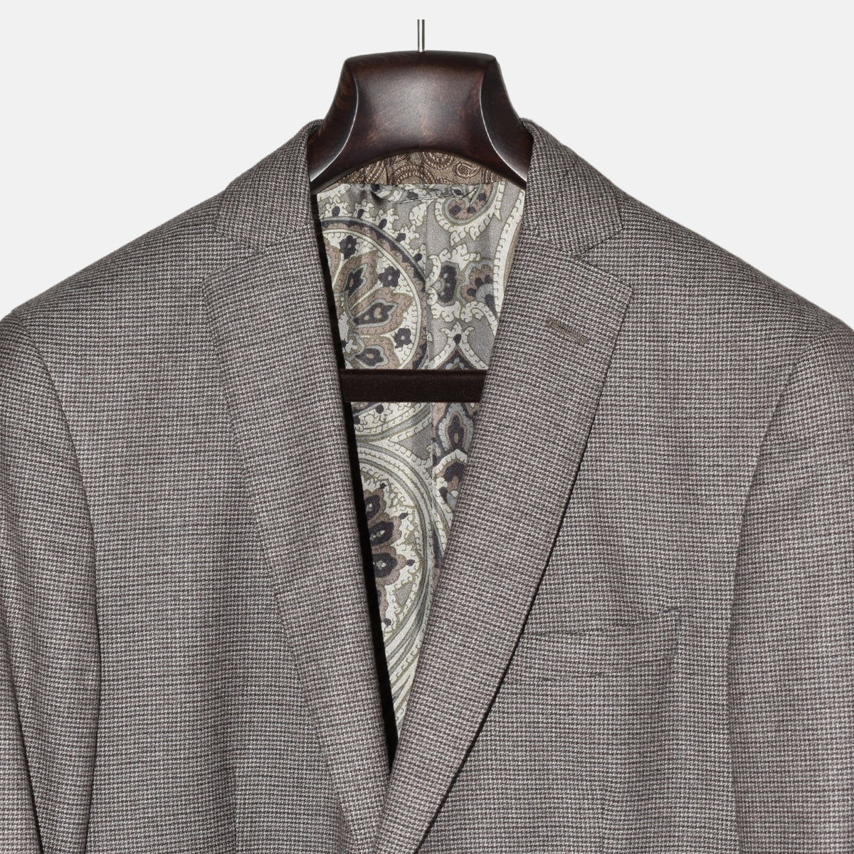Brown-Gray Checkered Suit made of Wool ( EU 48)