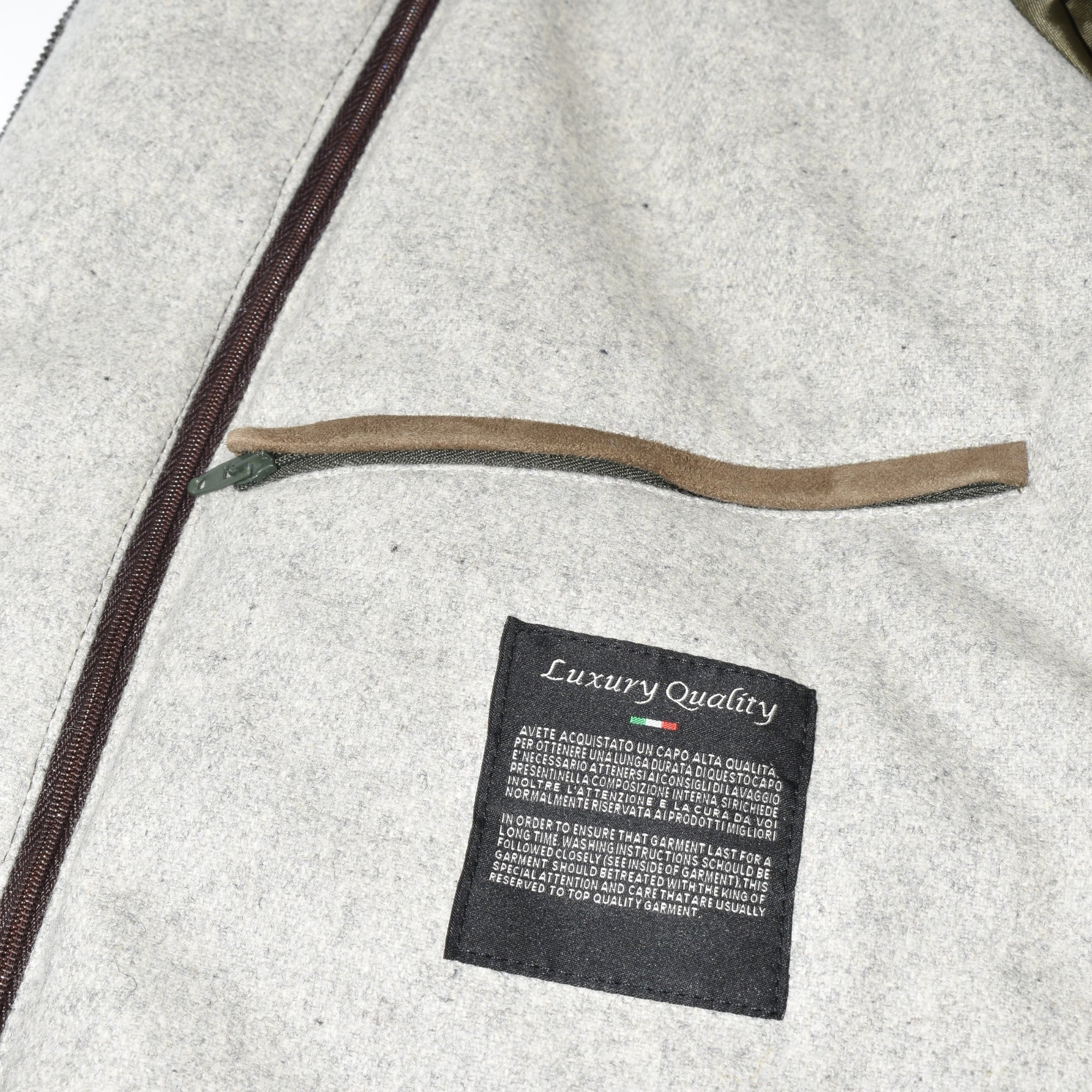 Mehrfarbige Kapuzenjacke aus Leder/Wolle/Shearling (EU 54)