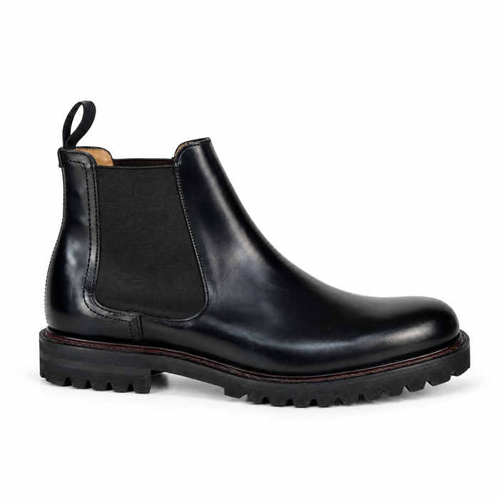 Black Chelsea Boots Cornwood 2