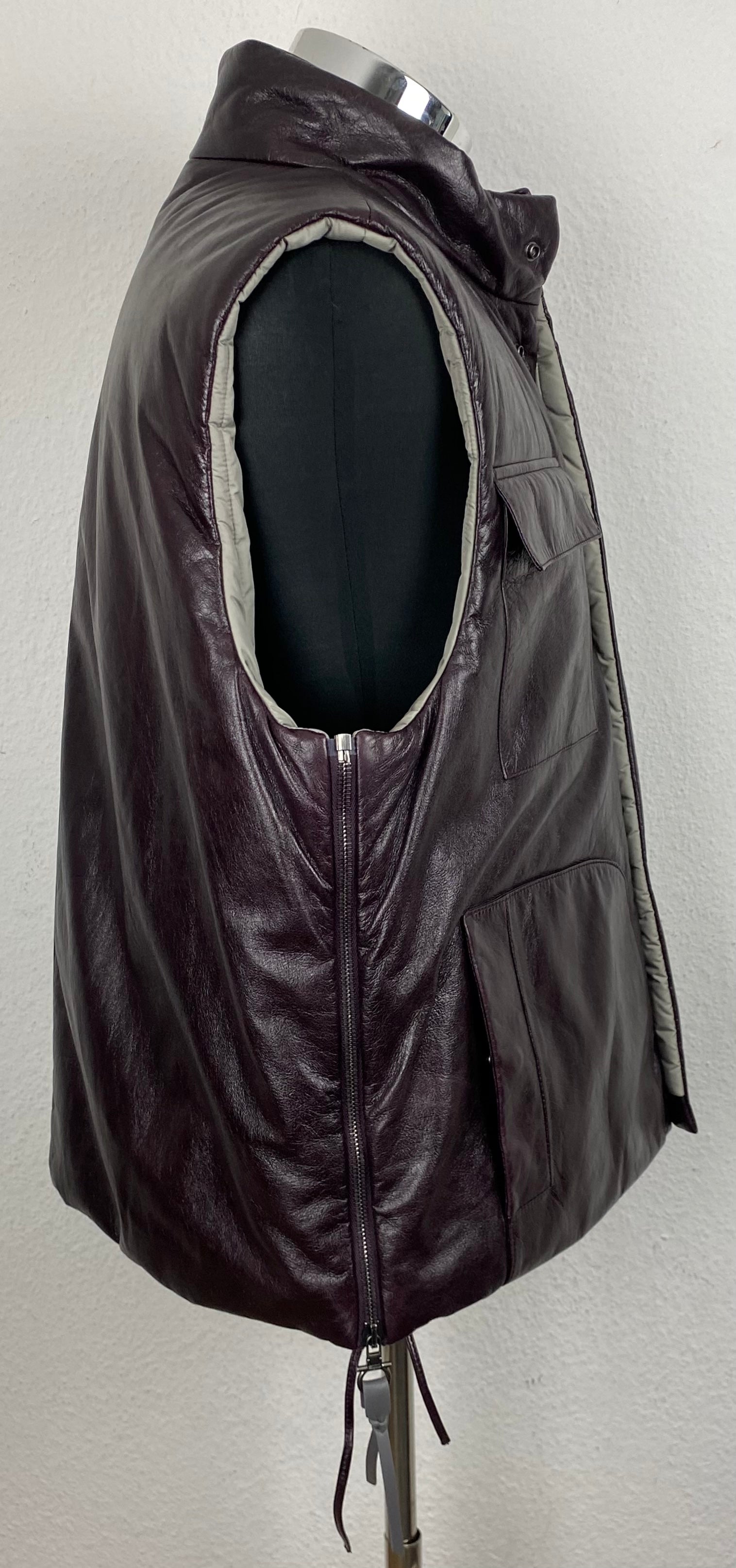 Burgundy Vest made of Leather (50)