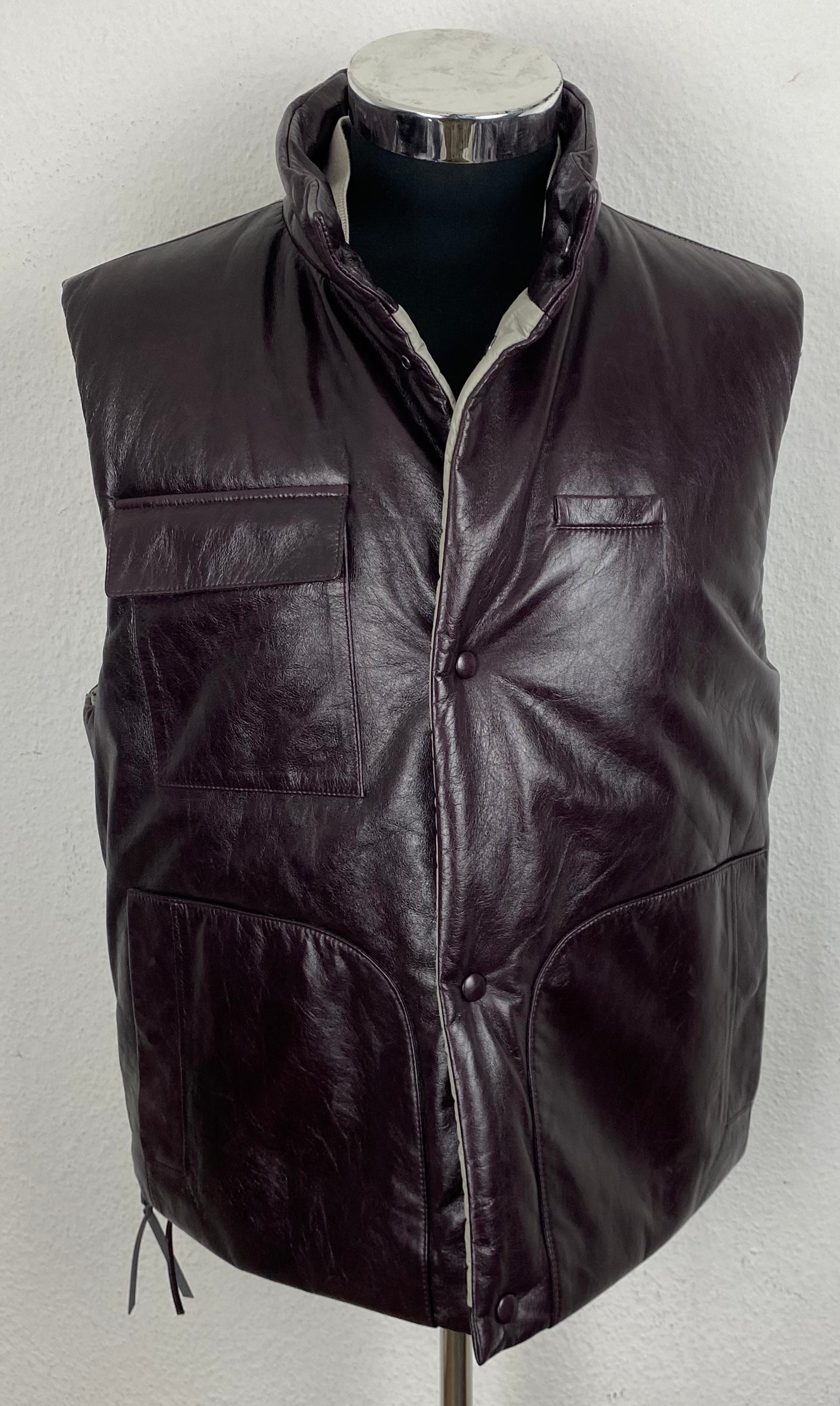 Burgundy Vest made of Leather (50)