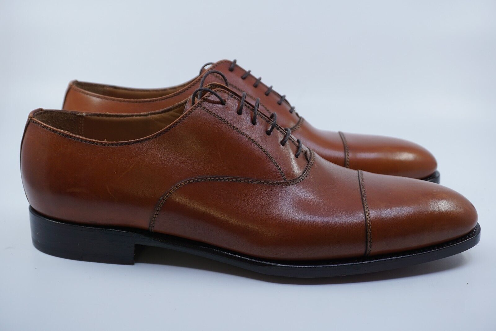 Brown Oxford Shoes made of Leather