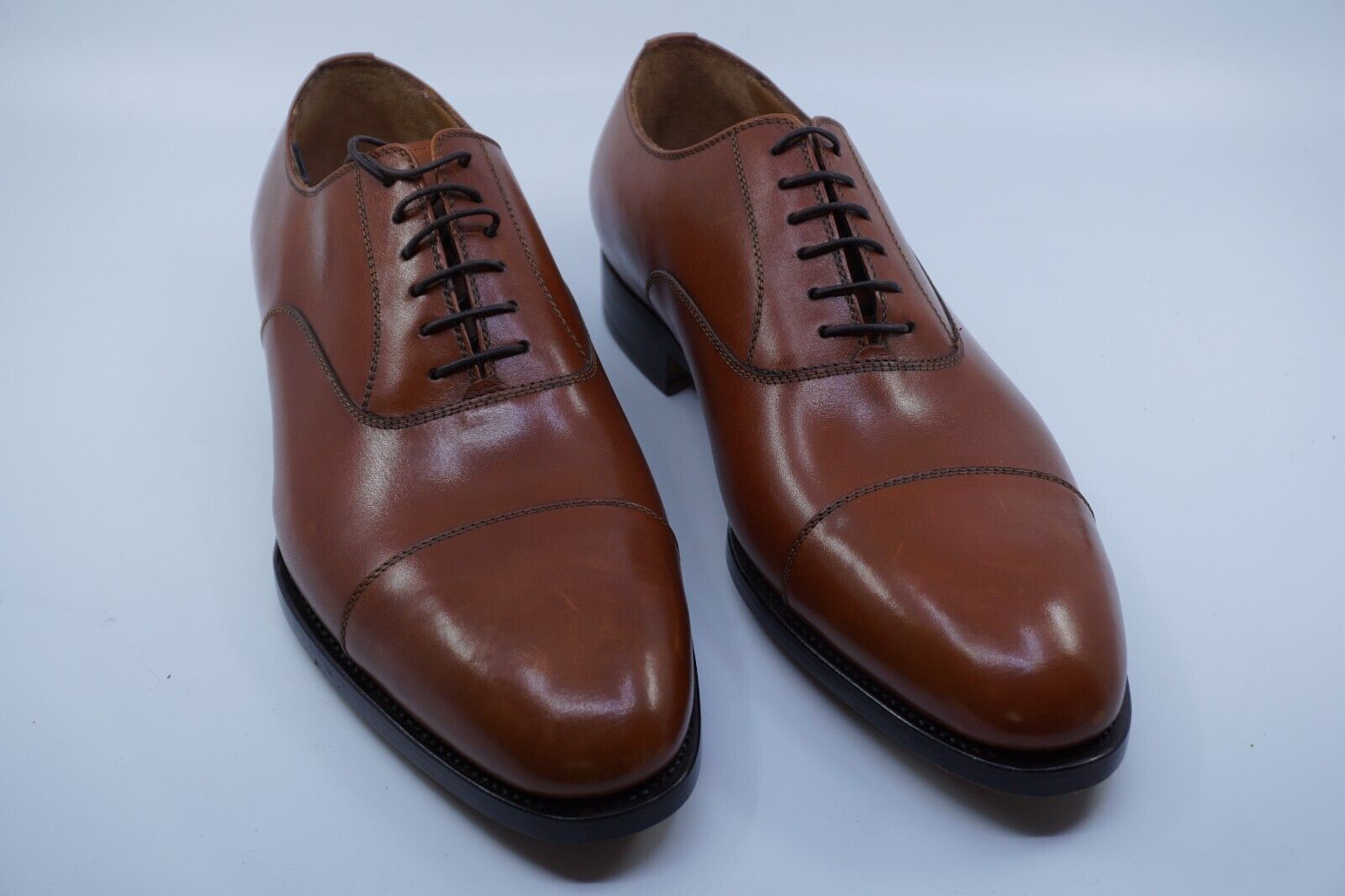 Brown Oxford Shoes made of Leather