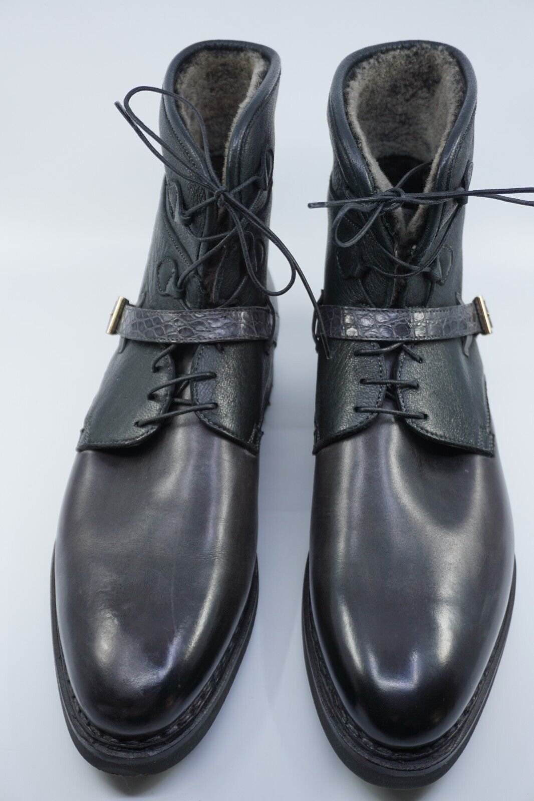 Black Lined Boots made of Leather